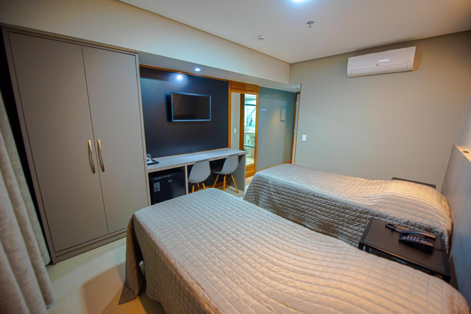 Hotel Gran Premium Plaza Ltda Muriae Bagian luar foto